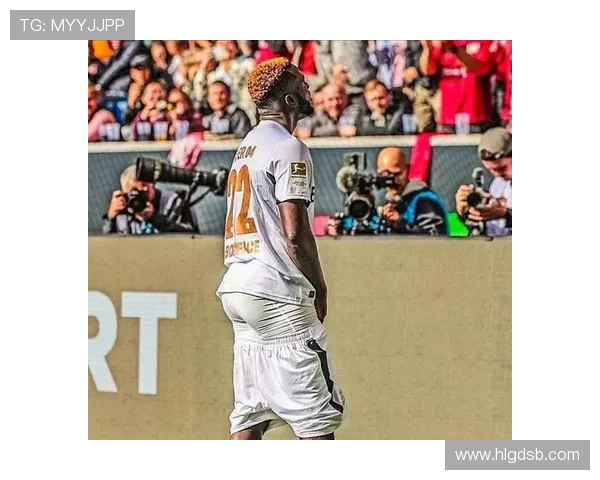 博尼法斯位置竞争激烈，球队需调整战略应对市场挑战