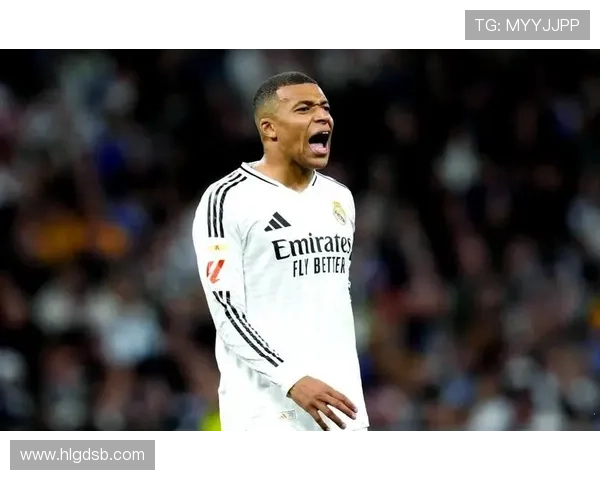 西甲热点阵容揭晓，明星球员争夺联赛荣誉，年度最佳竞争加剧